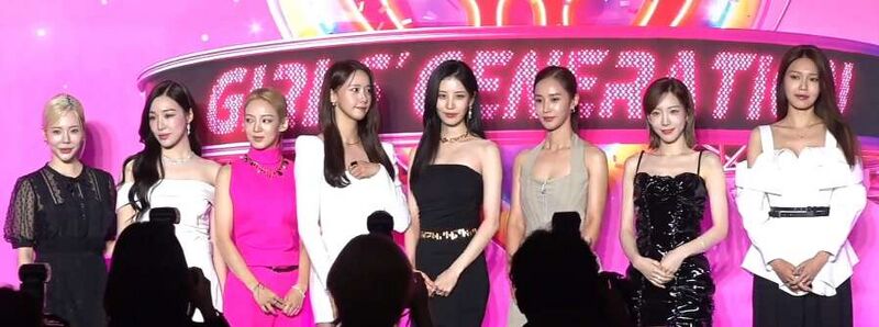 Fájl:220805 소녀시대 (SNSD).jpg