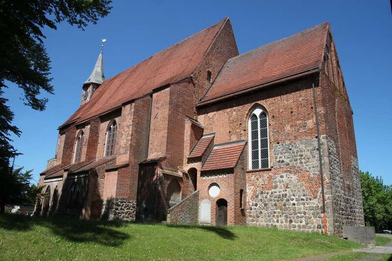 Fájl:2021-06-14 Zarrentin (53)-Kirche Zarrentin.jpg