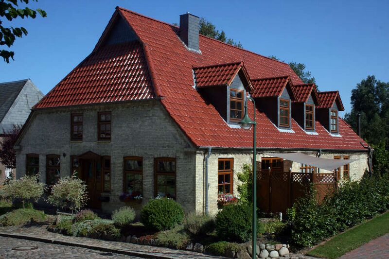 Fájl:Tellingstedt,Fußwalmdach.jpg