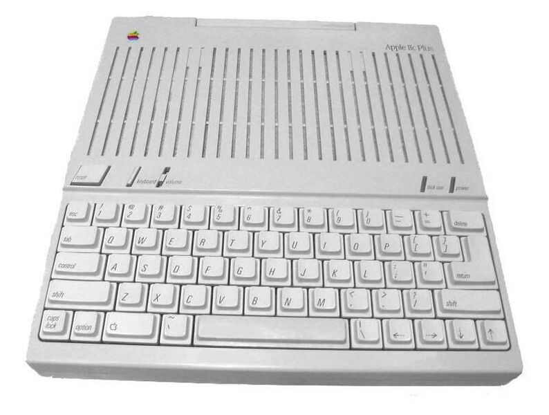 Fájl:Apple IIc Plus (front).jpg