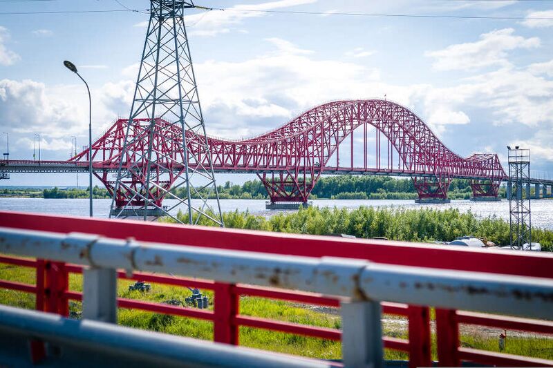 Fájl:Red dragon bridge 01.jpg